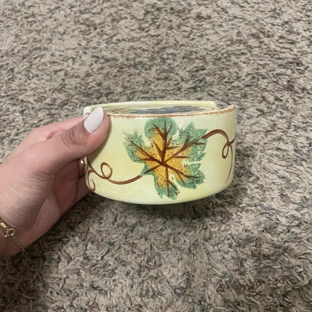 Vintage Vino Hand Painted Tuscan Grape Ceramic Coaster Set with Holder 5 Piece‎